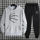 New men's sportswear set: urban, casual and fashionable, suitable for wearing at home and outdoors in autumn and winter.